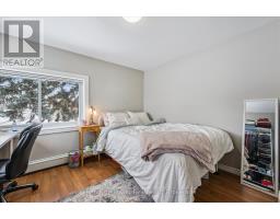 319 VICTORIA STREET S - 26