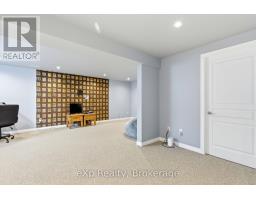 135 MAXWELL STREET - 33