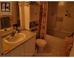 311 - 20 ST GEORGE STREET - 14