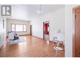 78 VICTORIA AVENUE E - 19