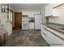 36 THOMAS STREET S - 10