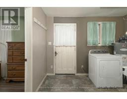 36 THOMAS STREET S - 18