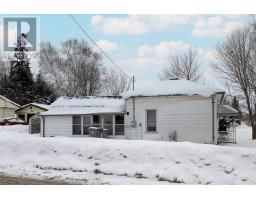 36 THOMAS STREET S - 4