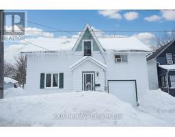 450 INKERMAN STREET W - 2