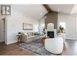 17 DIAMOND STREET - 18