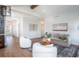 17 DIAMOND STREET - 25