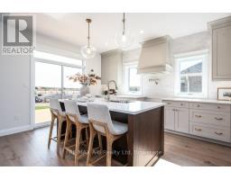 17 DIAMOND STREET - 26