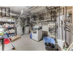 15 FLORAL CRESCENT - 11