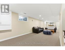 12A CLAYTON STREET - 23