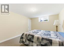 12A CLAYTON STREET - 31