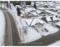 12A CLAYTON STREET - 33