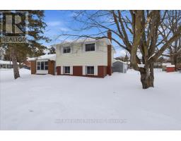 400 MIDWOOD CRESCENT - 1