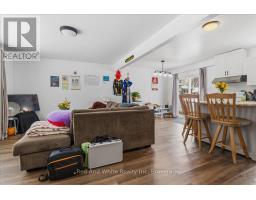 400 MIDWOOD CRESCENT - 8