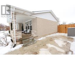 151 BEDFORD DRIVE - 41