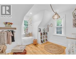 161 HERBERT STREET - 23