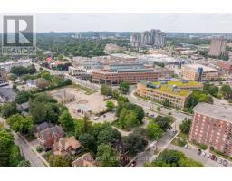 161 HERBERT STREET - 44