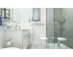 16 CHINIQUY STREET - 32