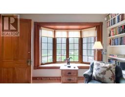 16 CHINIQUY STREET - 35