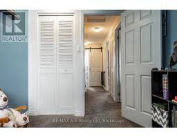 24 - 91 AVONWOOD DRIVE - 26