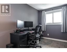 24 - 91 AVONWOOD DRIVE - 27