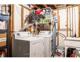 24 - 91 AVONWOOD DRIVE - 33