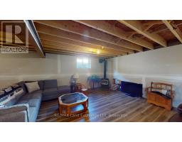 661 GLORIA STREET - 23