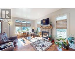 661 GLORIA STREET - 5