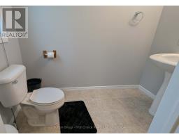 670 REID CRESCENT - 10