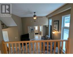 670 REID CRESCENT - 11