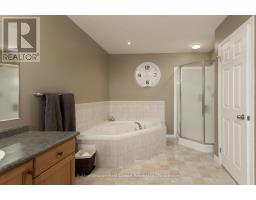 670 REID CRESCENT - 23