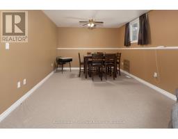 670 REID CRESCENT - 29