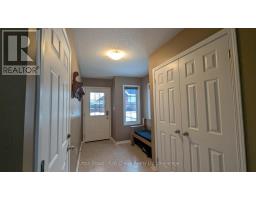 670 REID CRESCENT - 3