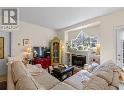 7 BROOKSIDE PLACE - 16