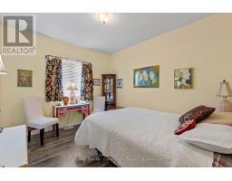 7 BROOKSIDE PLACE - 24