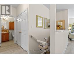 7 BROOKSIDE PLACE - 28