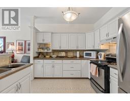 7 BROOKSIDE PLACE - 8