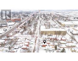 397 ALBERT STREET - 42