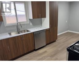 204 VERONICA DRIVE - 4