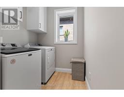 125 PUGH STREET E - 32