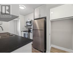 606 - 756 KIPPS LANE - 13