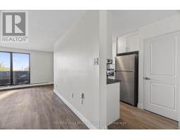 606 - 756 KIPPS LANE - 14