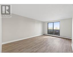 606 - 756 KIPPS LANE - 5