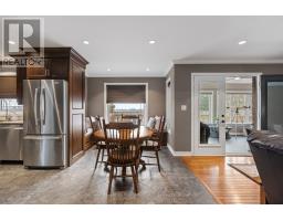 68 SPRUNG COURT - 10