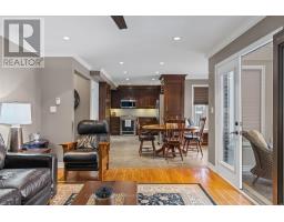 68 SPRUNG COURT - 16