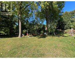 12 SARNIA STREET - 6