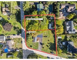 12 SARNIA STREET - 9