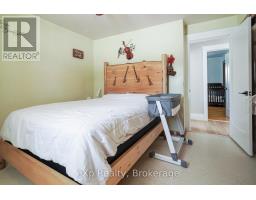 93 ELMA CENTRE STREET - 22