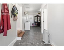 93 ELMA CENTRE STREET - 27