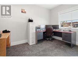 93 ELMA CENTRE STREET - 30