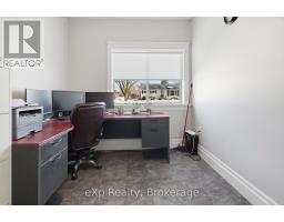 93 ELMA CENTRE STREET - 31